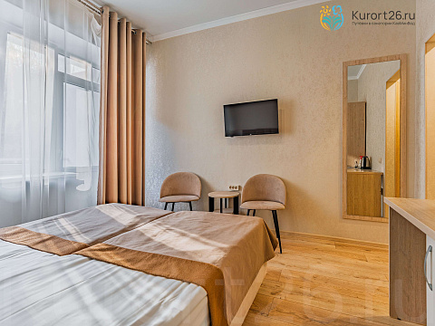 Санаторий «им. Димитрова» Кисловодск. Двухместный двухкомнатный номер 1 категории